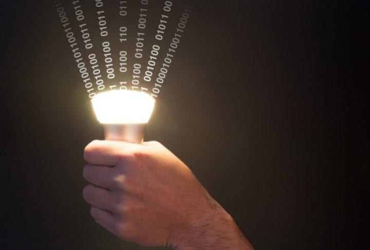 Le Li-fi : Internet haut débit par la lumière ! Le Li-fi : Internet haut débit par la lumière !